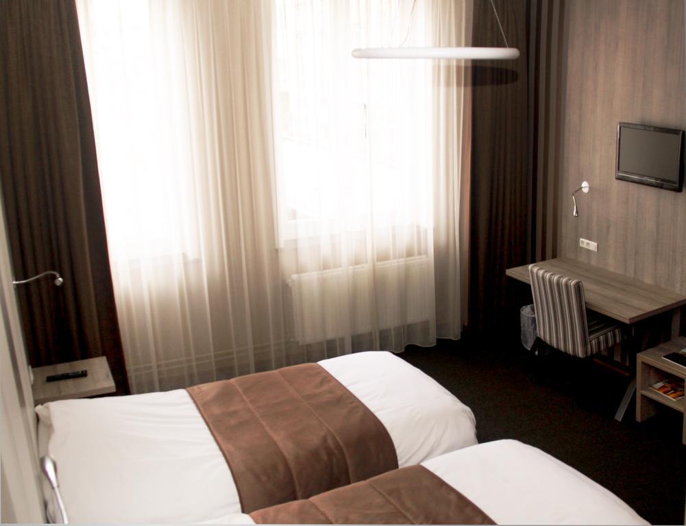 Hotel Mille Colonnes Leuven Luaran gambar