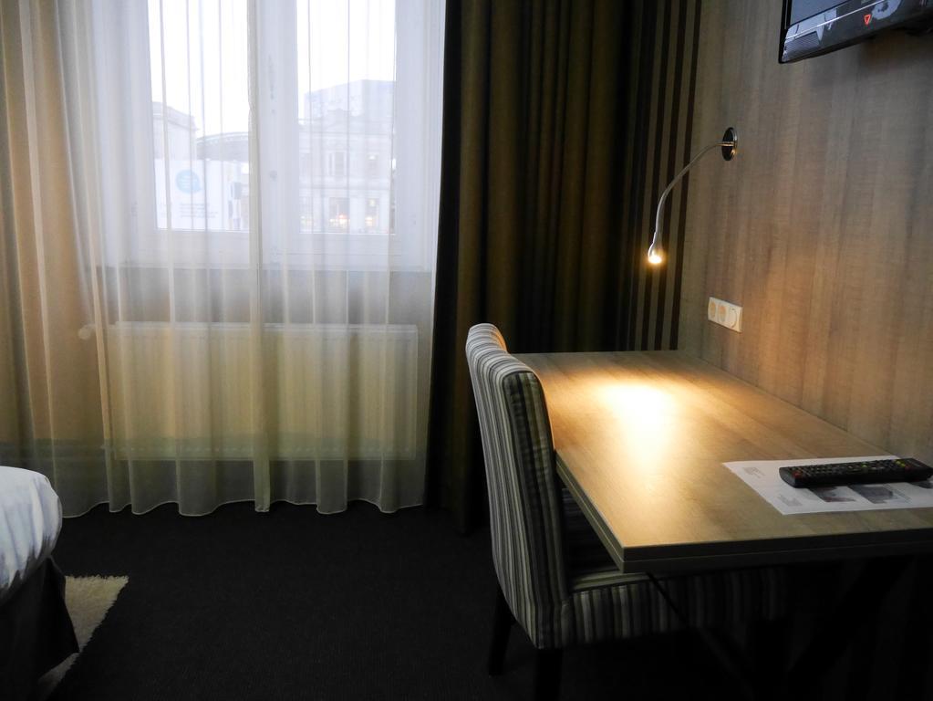 Hotel Mille Colonnes Leuven Luaran gambar